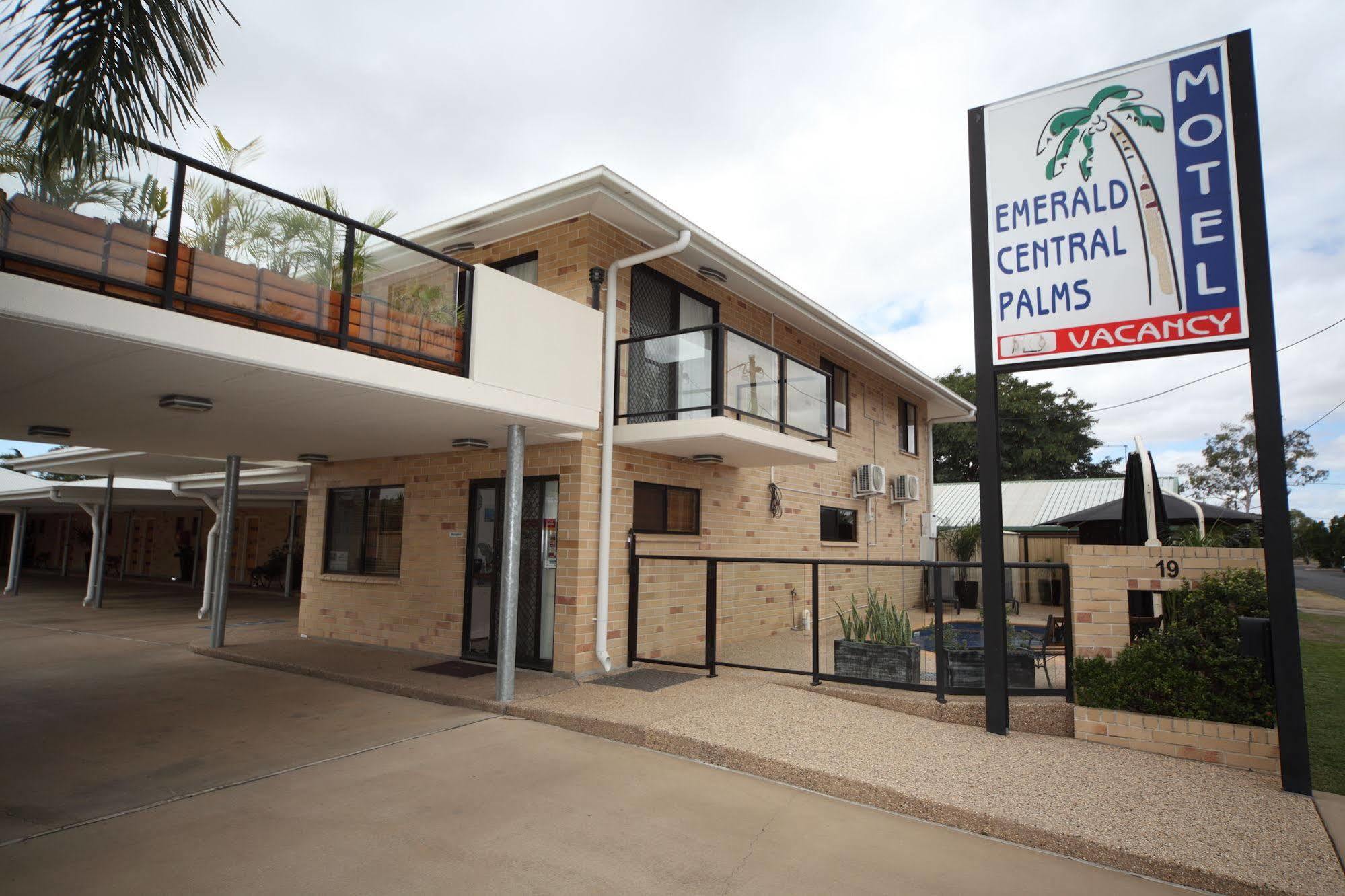 Emerald Central Palms Motel Exteriér fotografie
